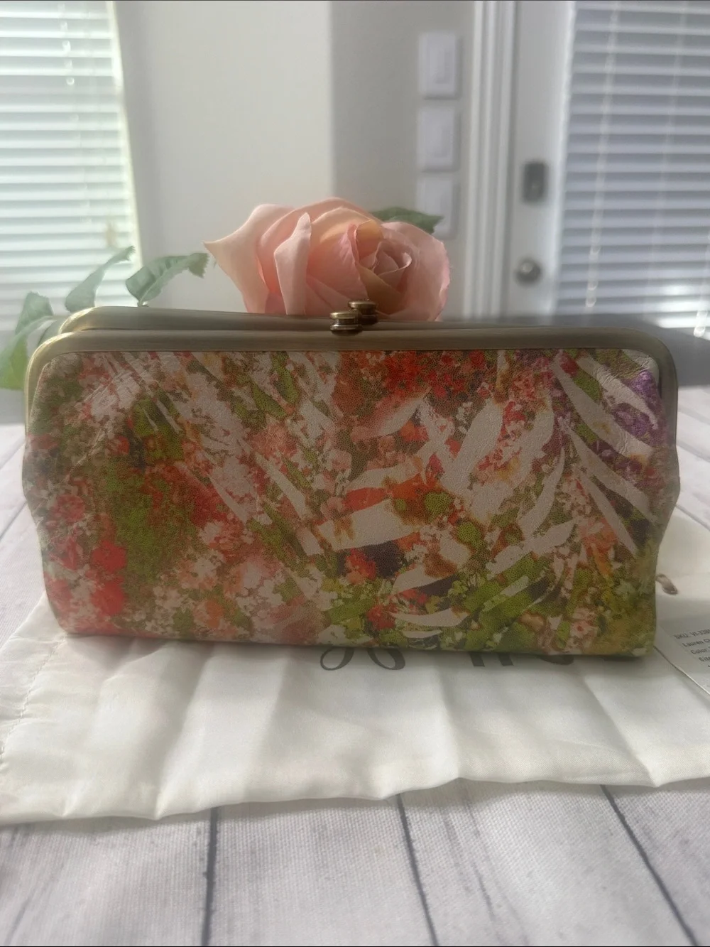 NWT Hobo Lauren Clutch Wallet